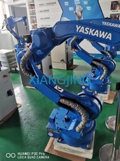 يستخدم Yaskawa AR1440 روبوت لحام أوتوماتيكي ذو 6 محاور وروبوت لحام قوس سريع ودقيق مع وحدة تحكم روبوت YRC1000
