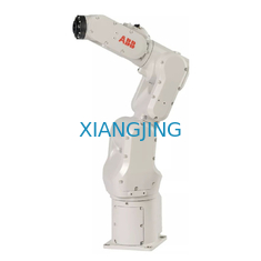 المعدات الصناعية المستخدمة ABB IRB 1100 كآلة تجميع إبرة مع حمولة 4 كجم تصل إلى 580 مم ذراع روبوت صناعي