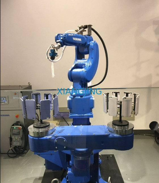 Yaskawa AR1440 Robot 6 Axis مع حمولة 12 كجم لحام Mig mag tig من جهة ثانية